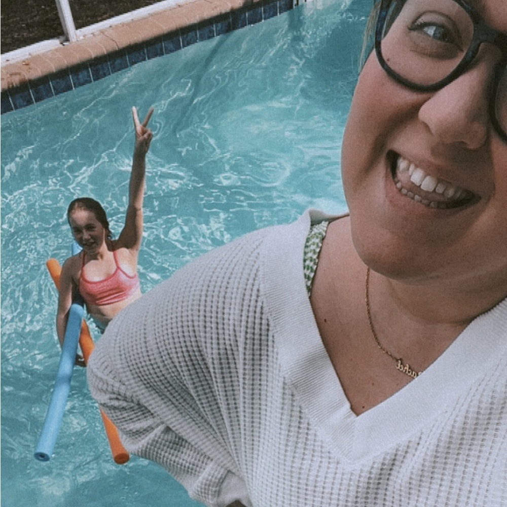 Meet your Posher, Rachel